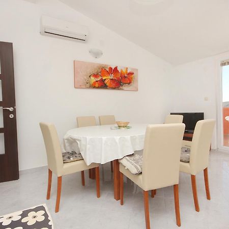 Apartments By The Sea Vlasici, Pag - 9324 Pokój zdjęcie