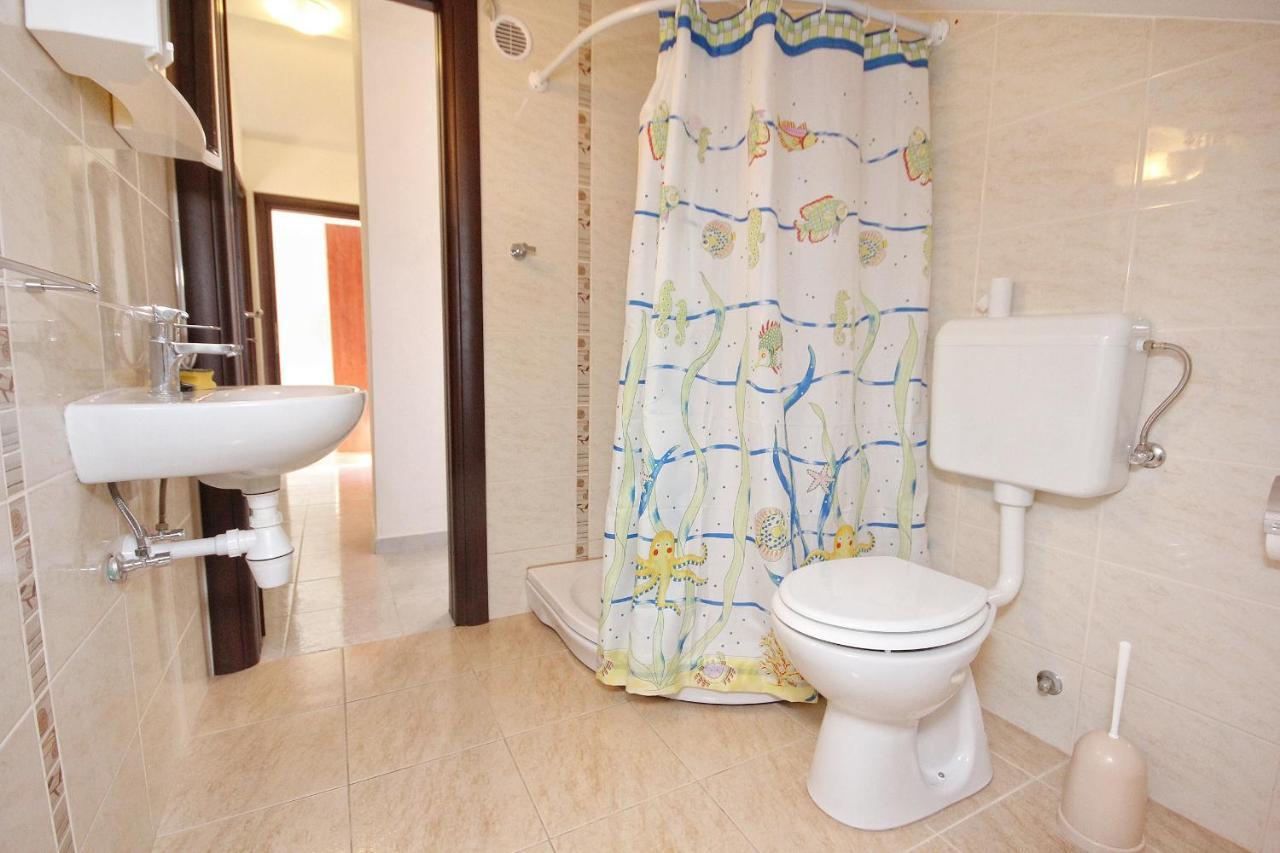 Apartments By The Sea Vlasici, Pag - 9324 Zewnętrze zdjęcie