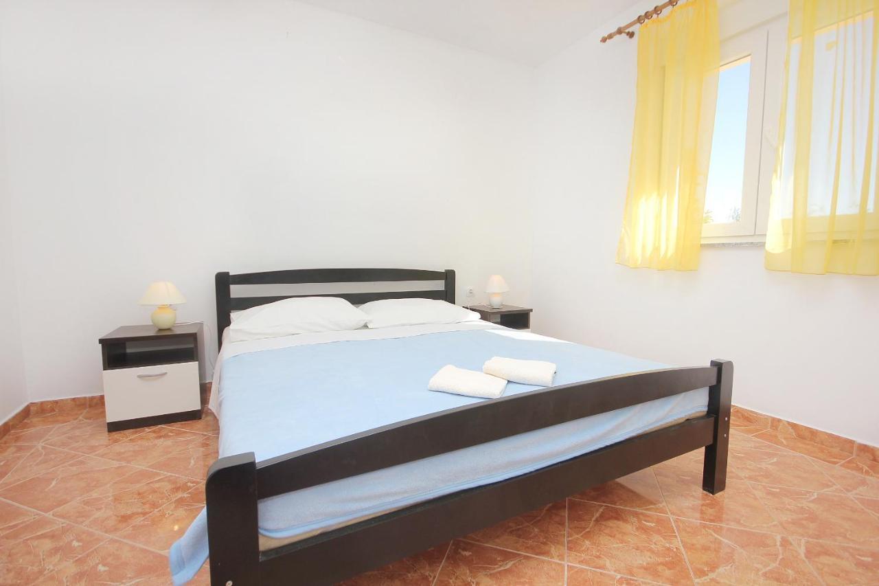 Apartments By The Sea Vlasici, Pag - 9324 Zewnętrze zdjęcie