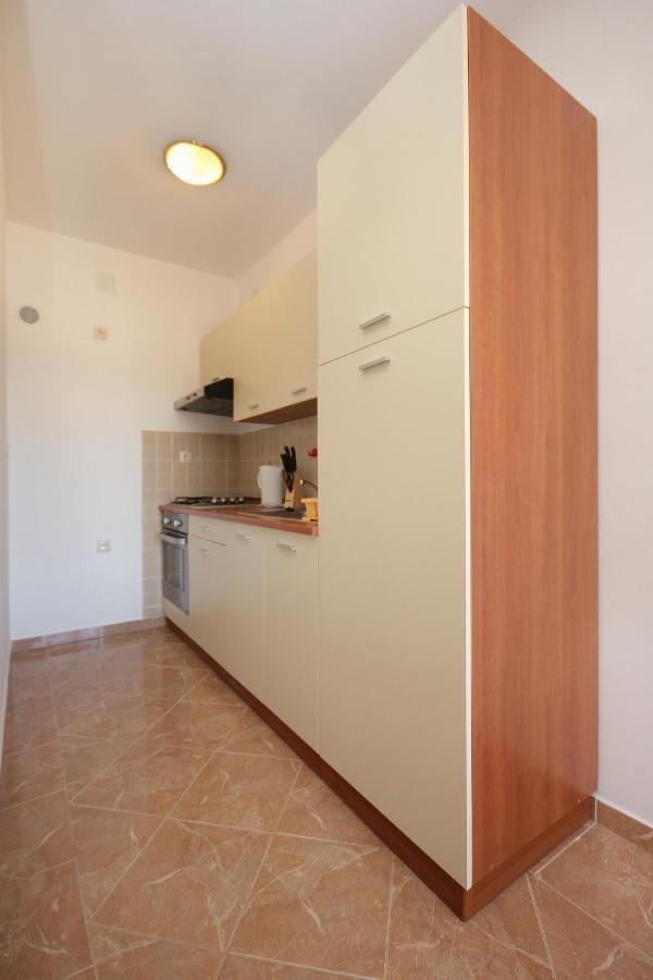Apartments By The Sea Vlasici, Pag - 9324 Zewnętrze zdjęcie