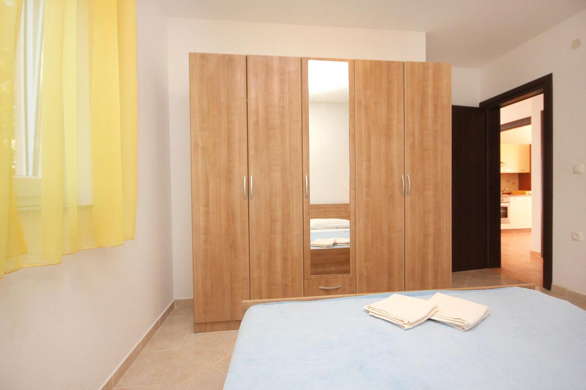 Apartments By The Sea Vlasici, Pag - 9324 Pokój zdjęcie