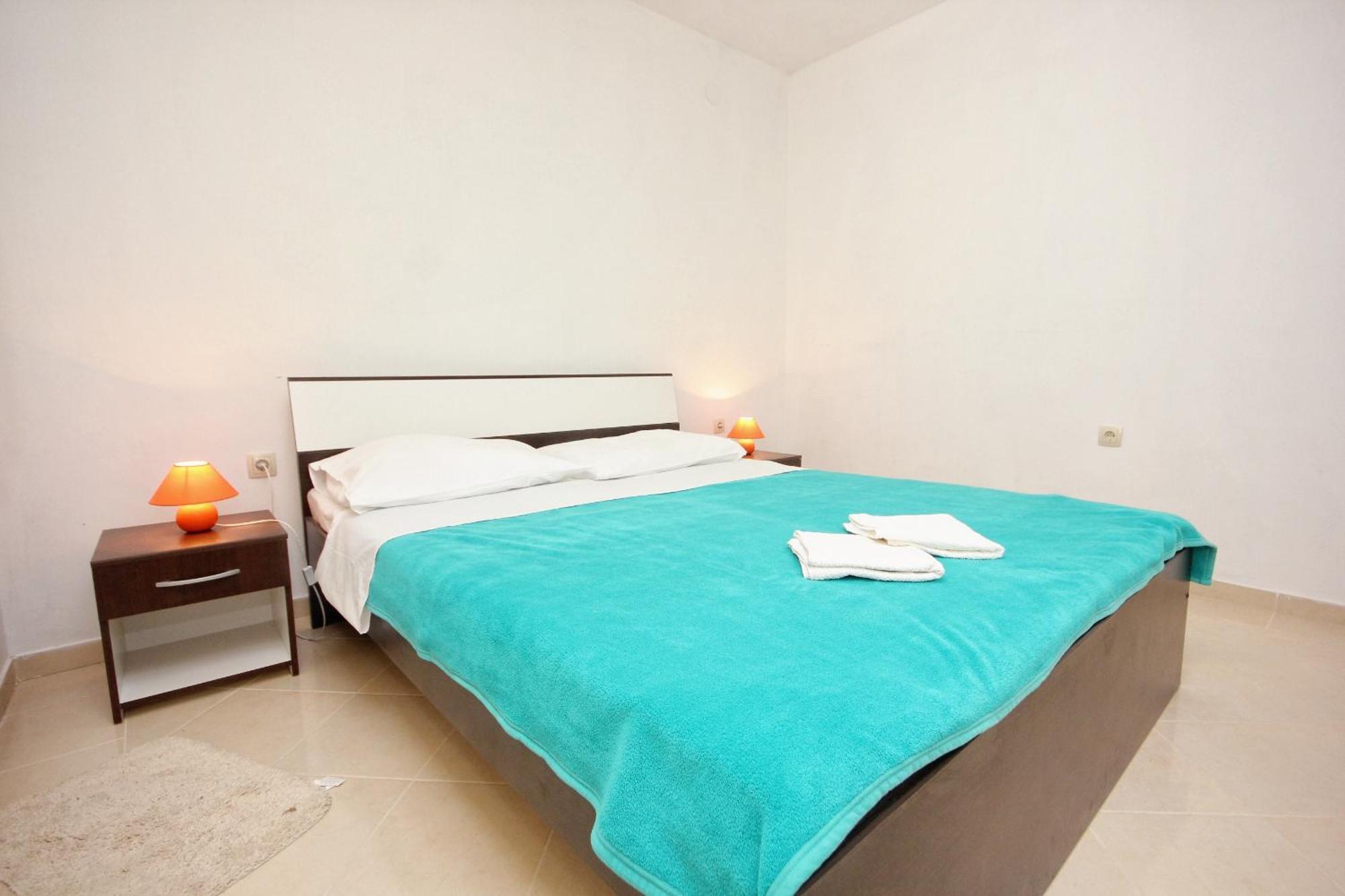Apartments By The Sea Vlasici, Pag - 9324 Pokój zdjęcie